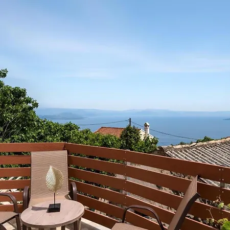 Art House With Seaview & Jacuzzi By Konnect Σπίτι διακοπών