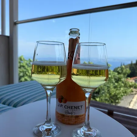 Art House Corfu Holiday home *