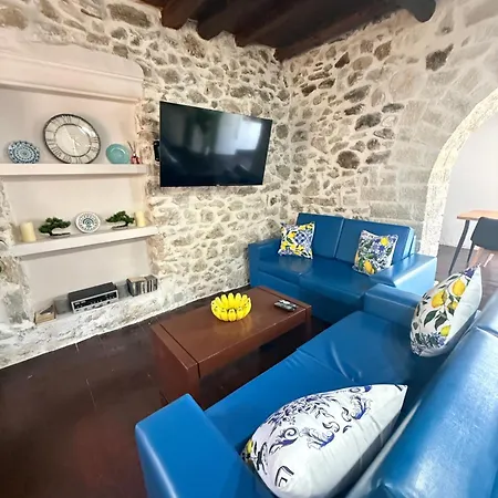 Holiday home Art House Corfu *