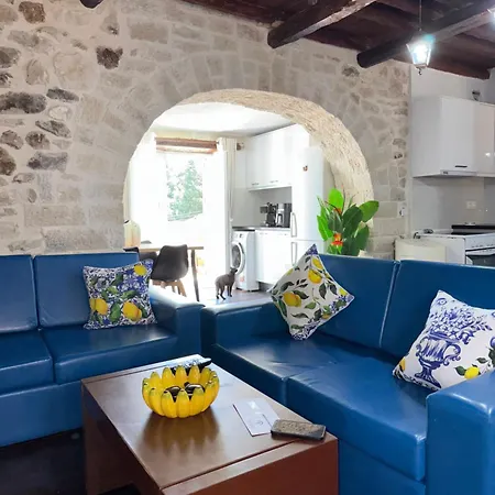 Holiday home Art House Corfu *